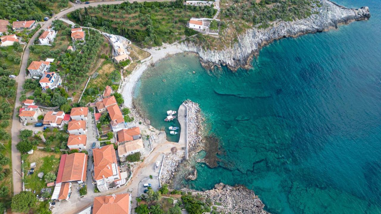 Σελήνη Leilighet Kotronion  Eksteriør bilde