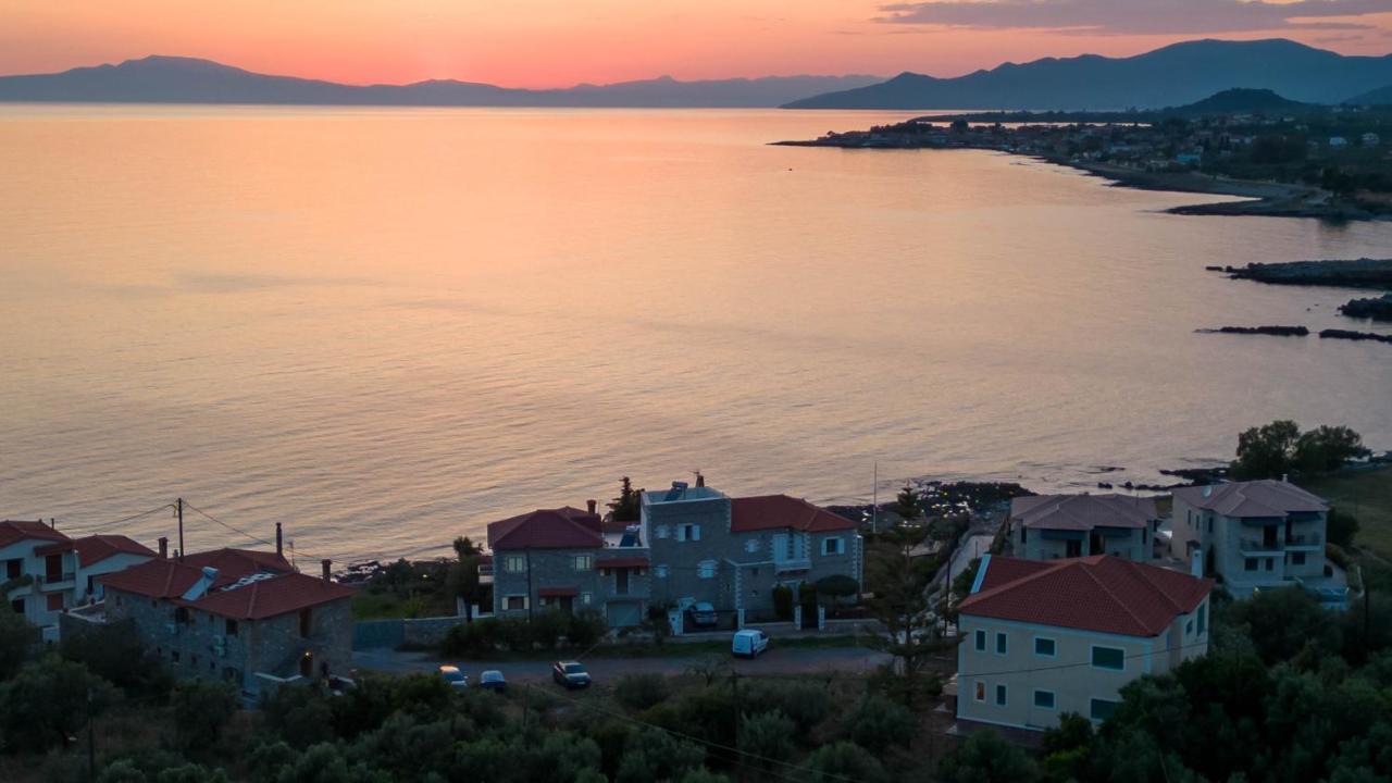 Σελήνη Leilighet Kotronion  Eksteriør bilde