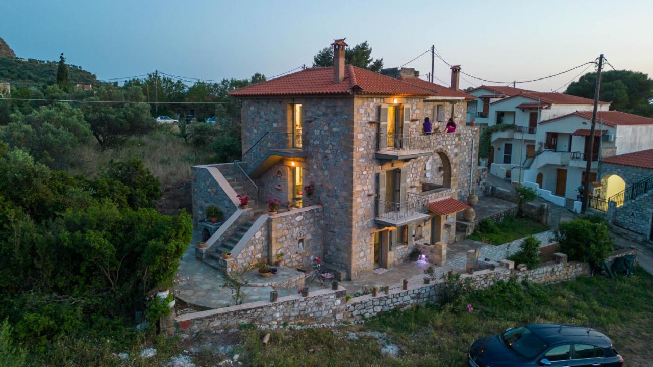 Σελήνη Leilighet Kotronion  Eksteriør bilde